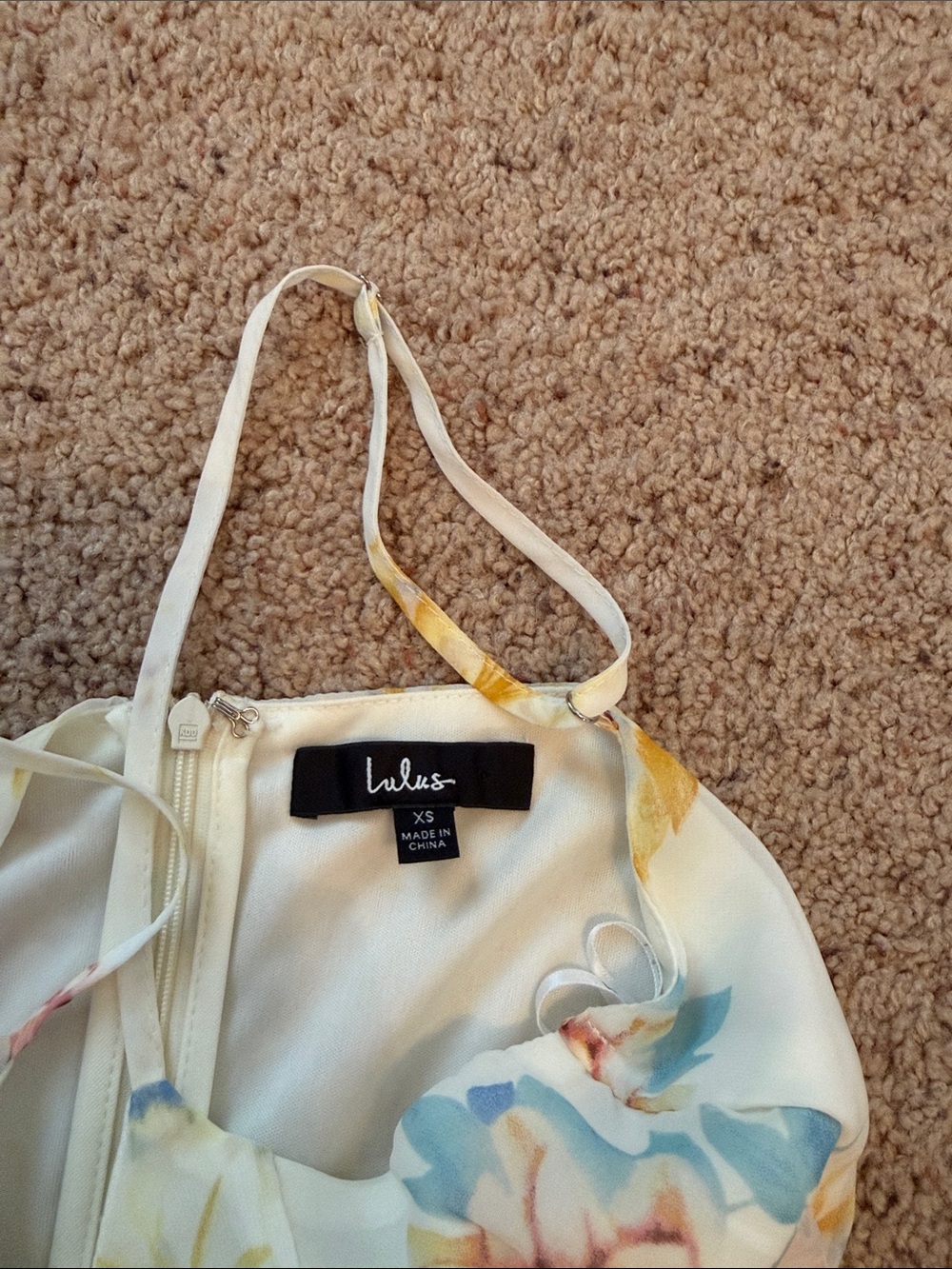 LULUS DRESS! - Picture 2 of 2